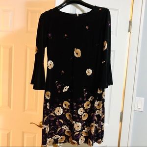 Tommy Hilfiger Jersey dress w cute bell sleeves.